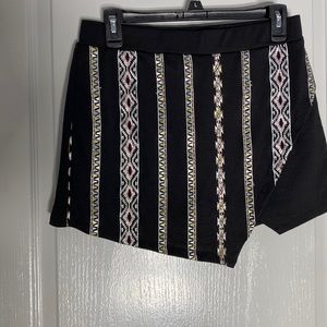 Black skort size L